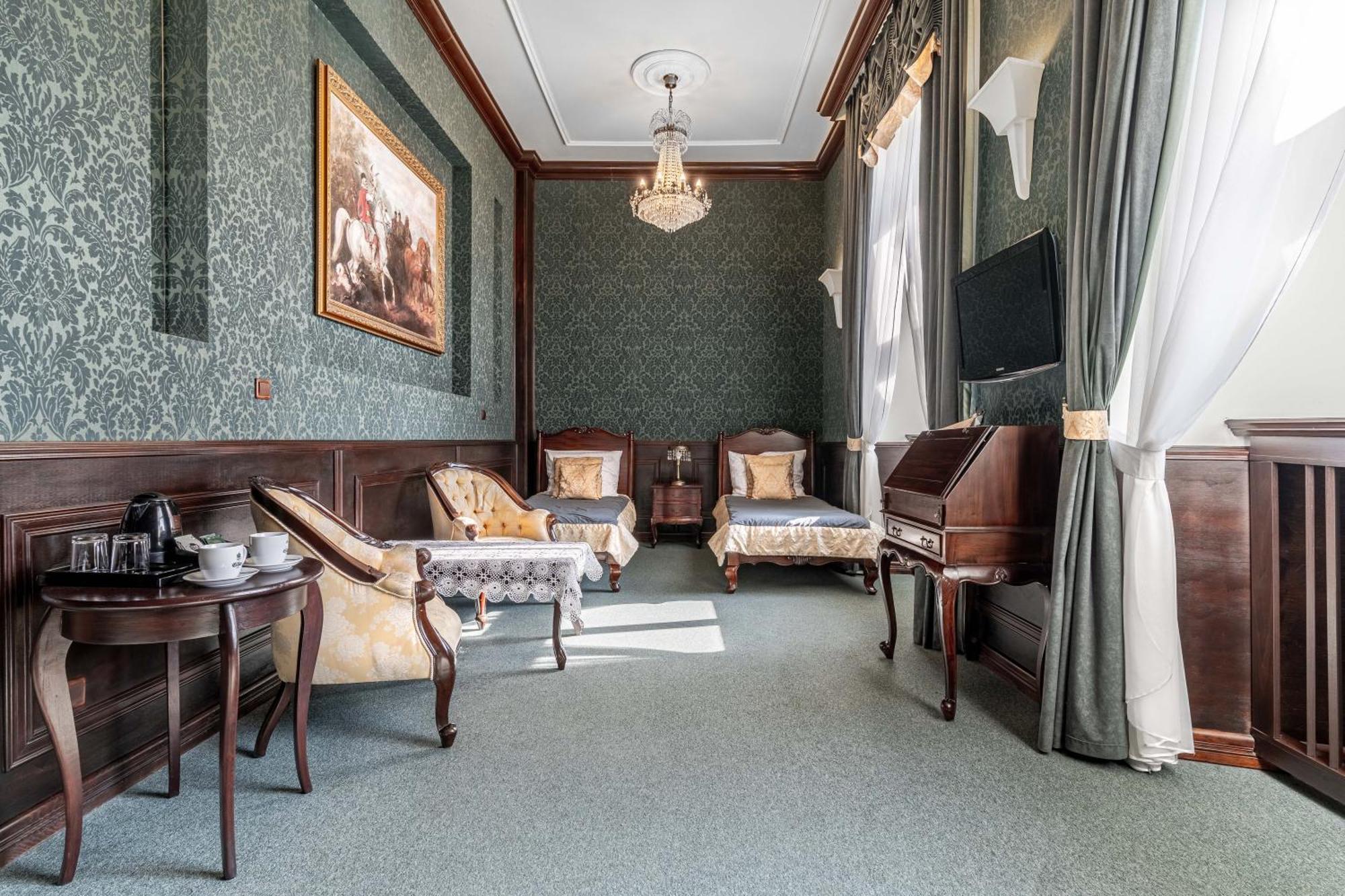 Zamek Uniejow Lejlighedshotel Eksteriør billede