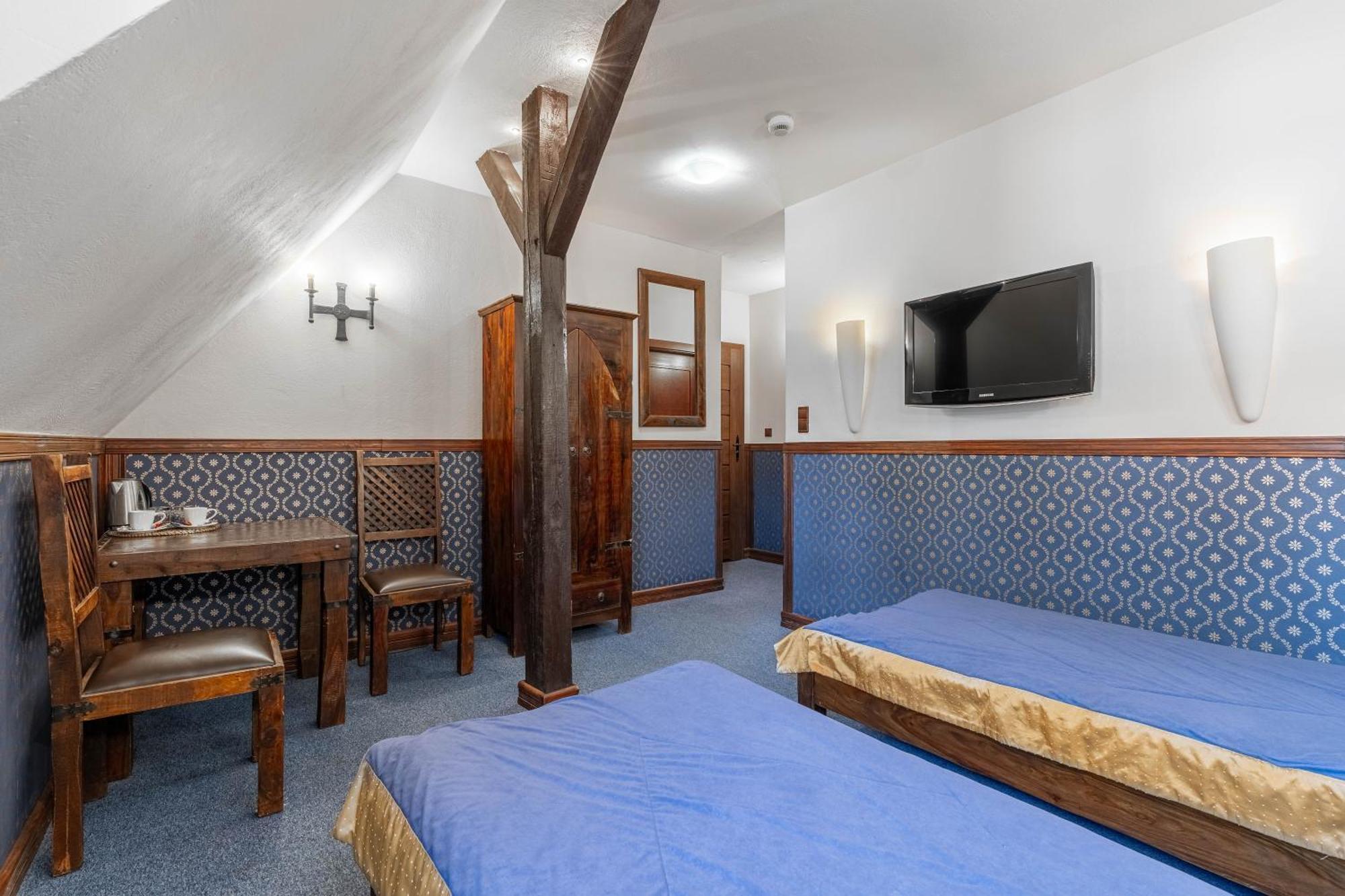 Zamek Uniejow Lejlighedshotel Eksteriør billede