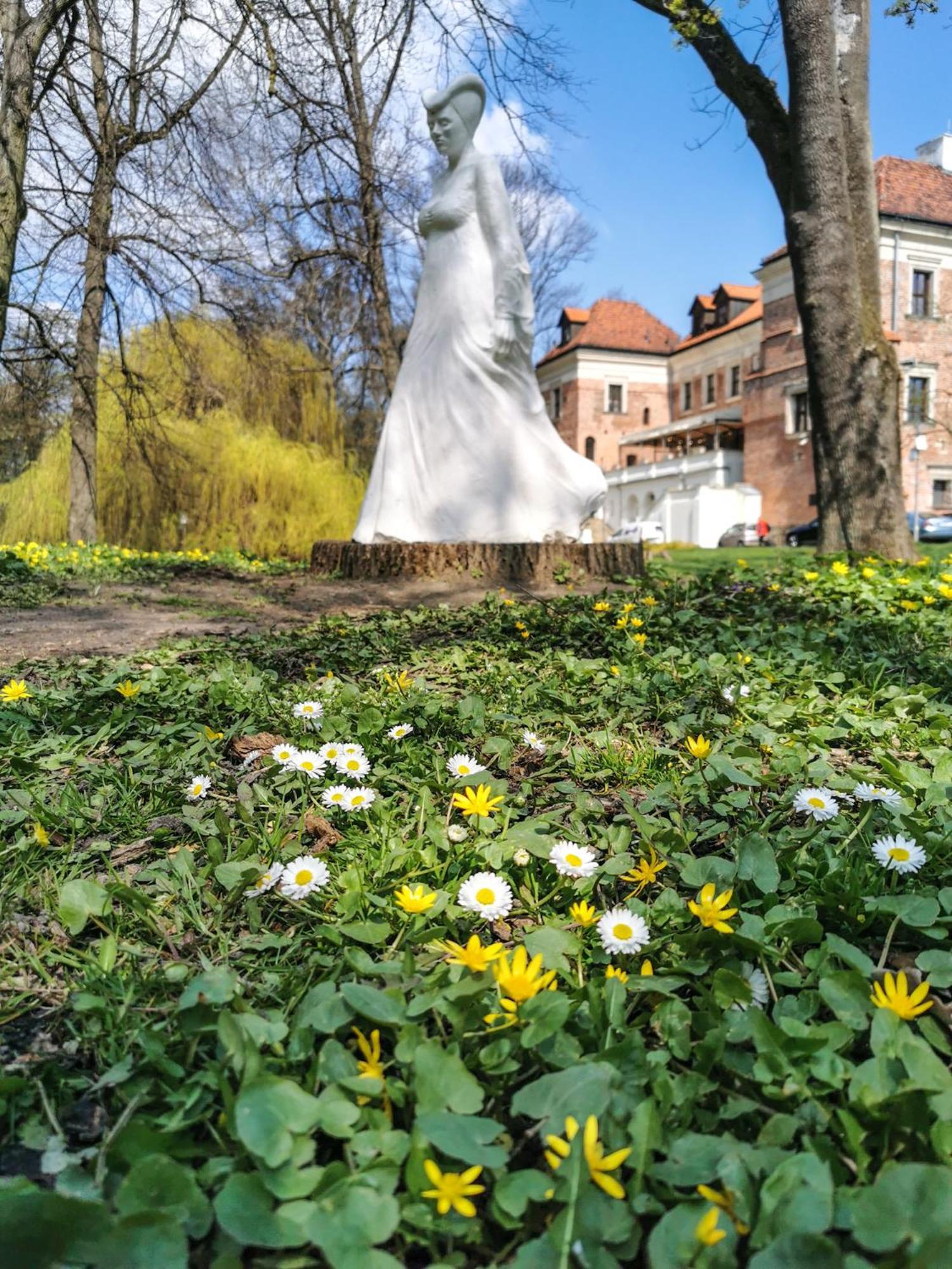 Zamek Uniejow Lejlighedshotel Eksteriør billede